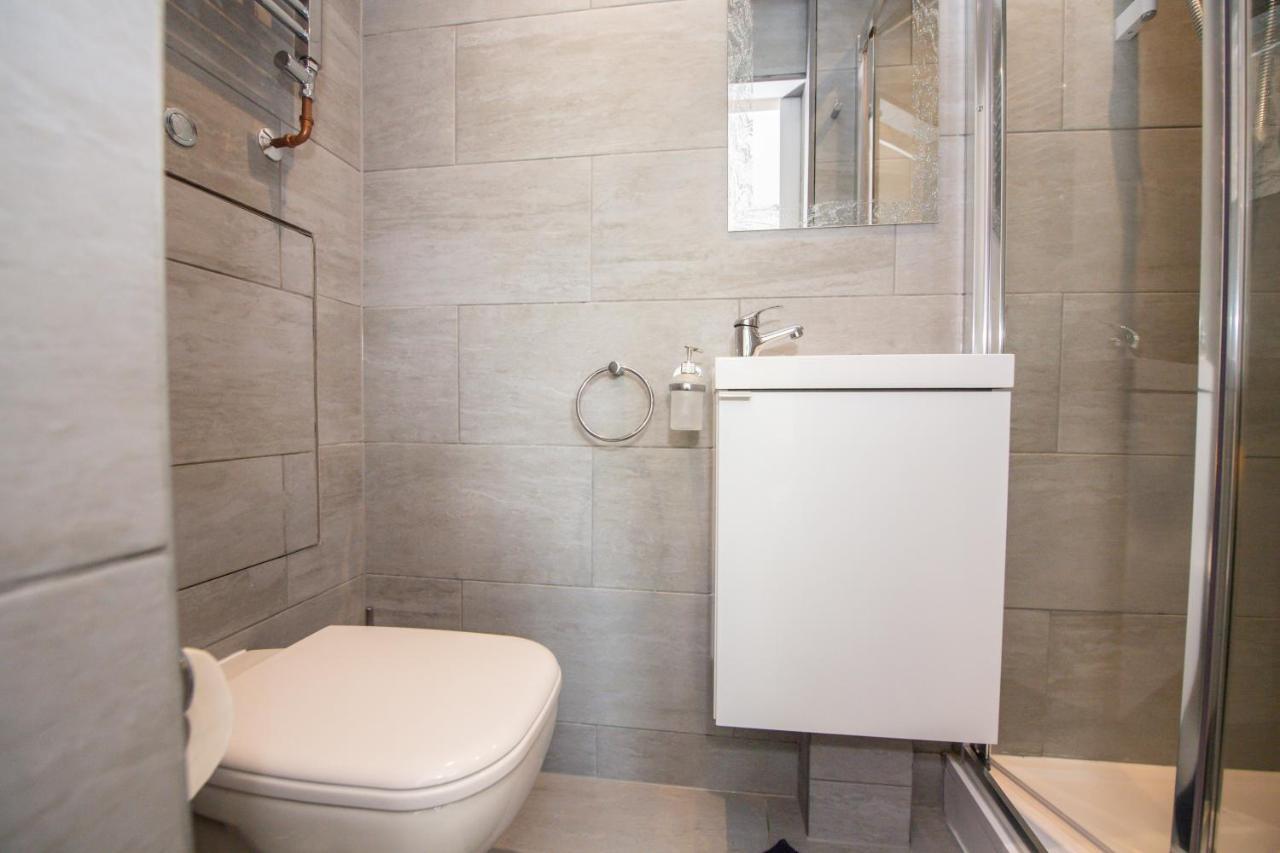 Five Seasons Liverpool City - Modern Studios Near Anfield Εξωτερικό φωτογραφία